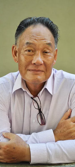 Dr. Robin T. W. Yuan